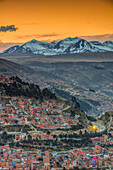 Andengebirge rund um La Paz bei Sonnenuntergang; La Paz, Pedro Domingo Murillo, Boliva