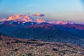 Andenberge um La Paz bei Sonnenuntergang; La Paz, Pedro Domingo Murillo, Bolivien