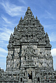 Indonesien, Java, Prambanan-Tempel, Blick von der Vorderseite der antiken Struktur