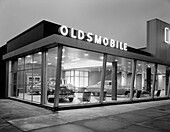 Crystal Motors, Oldsmobile-Autohaus, 5901 Bay Parkway, Brooklyn, New York, USA, Sammlung Gottscho-Schleisner, Februar 1950