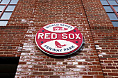 Gedenktafel zur Erinnerung an die Weltmeisterschaft der Boston Red Sox 1918, Fenway Park, Boston, Massachusetts, USA