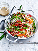 Pad-Thai-Salat