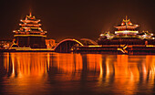 Jinming-See, Kaifeng, China. Kaifeng war die Hauptstadt der Song-Dynastie, 1000 bis 1100 nach Christus.
