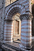 Italy, Umbria, Perugia. Striped archway near the Cathedral of San Lorenzo in Piazza IV Novembre.