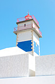 Cascais, Portugal. Santa Marta Leuchtturm in Cascais. Erbaut in den 1800er Jahren