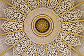 Sintra, Portugal. Monserrate-Palast, innen. Detail an der Decke