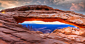 Mesa Arch. Utah, USA.