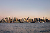 Manhattan Skyline von Weehawken aus gesehen