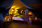 Kenya, Details of tented accommodation at remote Kitich camp; Mathews Mountain Range