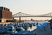Jacques Cartier Brücke und Alter Hafen Strand; Montreal Quebec Kanada