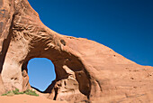 Arizona, Navajo Tribal Park, Monument Valley, Mystery Valley, The Ear of the Wind Arch.