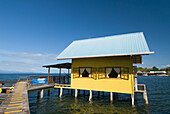Panama, Bocas Del Toro, Isla Colon, Bocas Stadt, Häuschen zu vermieten.