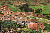 Marokko, Häuser in ländlicher Umgebung
