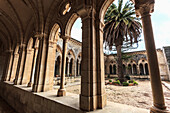 Israel, Diese Kirche ist über einer Höhle erbaut, in der Jesus seine Jünger das Gebet gelehrt haben soll, das mit "Vater unser im Himmel" beginnt; Jerusalem