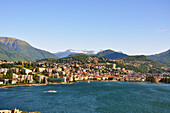 Blick auf die Stadt Lugano und den Luganer See; Lugano, Tessin, Schweiz