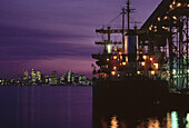 Getreideverladung auf ein Schiff, North Vancouver, British Columbia, Kanada