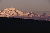 Sonnenuntergang, Mt. Baker, Washington, USA
