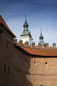 Backsteinmauer eines Gebäudes, Stare Miasto, Warschau, Polen