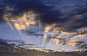 Wolken bei Sonnenuntergang, Bowesdorp, Südafrika