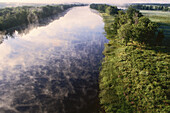 Morgennebel, Jemseg River, New Brunswick, Kanada