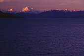 Mt. Cook in Southern Alps at Sunset, Lake Pukaki, South Island, New Zealand