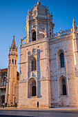 Jeronimos-Kloster oder Hieronymiten-Kloster bei Sonnenuntergang, Belem, Lissabon, Portugal