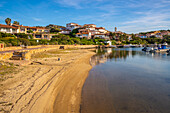 Blick auf den Strand in Marina di Porto Rotondo, Porto Rotondo, Sardinien, Italien, Mittelmeer, Europa