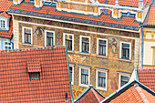 Detail von Häuserfassaden am Altstädter Ring, Altstadt, UNESCO-Weltkulturerbe, Prag, Böhmen, Tschechische Republik (Tschechien), Europa