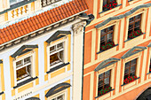 Detail von Häuserfassaden am Altstädter Ring, Altstadt, UNESCO-Weltkulturerbe, Prag, Böhmen, Tschechische Republik (Tschechien), Europa