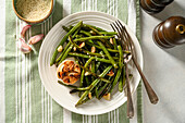 Green beans sautéed in butter with garlic