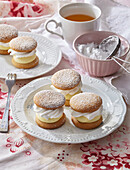 Honey and cream sandwiches