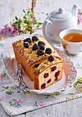 Blackberry loaf cake