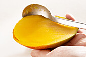 Hollowing out mango