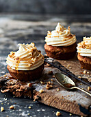 Carrot mini cakes with walnuts, maple syrup and cream cheese frosting
