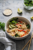 Curry noodles with vegetables