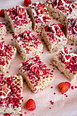 Rice krispie bars with white chocolate and raspberries