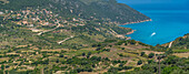 Blick auf Küste, Meer und Hügel bei Agkonas, Kefalonia, Ionische Inseln, Griechische Inseln, Griechenland, Europa