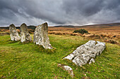 Scorhill Stone Circle, alte Steine in einem prähistorischen Steinkreis, auf offenem Moorland, Scorhill Down, bei Chagford, Dartmoor National Park, Devon, England, Vereinigtes Königreich, Europa