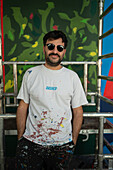 Der italienische Künstler Giulio Vesprini beim Asalto International Urban Art Festival in Zaragoza, Spanien