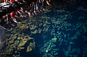 Jameos del Agua ist eine Reihe von Lavahöhlen und ein Kunst-, Kultur- und Tourismuszentrum, das vom lokalen Künstler und Architekten Cesar Manrique auf Lanzarote, Kanarische Inseln, Spanien, geschaffen wurde.