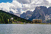 Misurina Lake, Belluno Dolomites, Auronzo di Cadore, Belluno District, Veneto, Italy, Europe\n