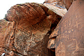 Petroglyphen, Tal des Feuers, in der Nähe von Las Vegas, Nevada, Vereinigte Staaten von Amerika, Nordamerika
