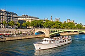 France, Paris, area listed as World Heritage by UNESCO, Arcole Bridge\n