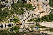 Frankreich, Ardeche, Reserve Naturelle des Gorges de l'Ardeche, Saint Remeze, Abstieg der Gorges de l'Ardeche