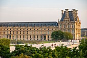 Frankreich, Paris, der Tuileriengarten und das Louvre-Museum