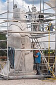 Frankreich, Cotes-d'Armor, Carnoet, das Tal der Heiligen oder die bretonische Osterinsel, ist ein assoziatives Projekt mit 1000 in Granit gehauenen Monumentalskulpturen, die 1000 bretonische Heilige darstellen