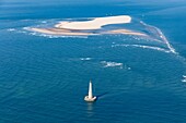 Frankreich, Gironde, Le Verdon sur Mer, Cordouan-Leuchtturm und l'Ile sans Nom (Luftaufnahme)