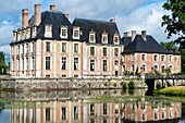 Frankreich, Loiret, La Ferte Saint Aubin, Schloss La Ferte, See