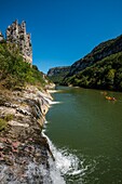 France, Ardeche, Reserve Naturelle des Gorges de l'Ardeche, Saint Remeze, Rocher de la Cathedrale\n