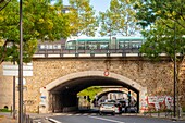 Frankreich, Paris, 13. Arrondissement, La Poterne des Peupliers ist ein Pfeiler, der eines der letzten Überbleibsel der Befestigungsanlagen von Thiers darstellt